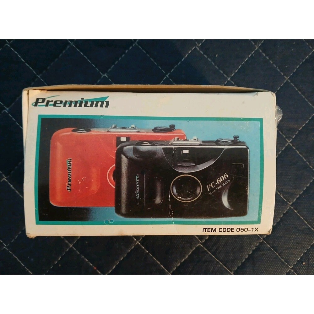 Premium Compact Camera 35mm Free Focus Vintage Photography PC-606 NEW